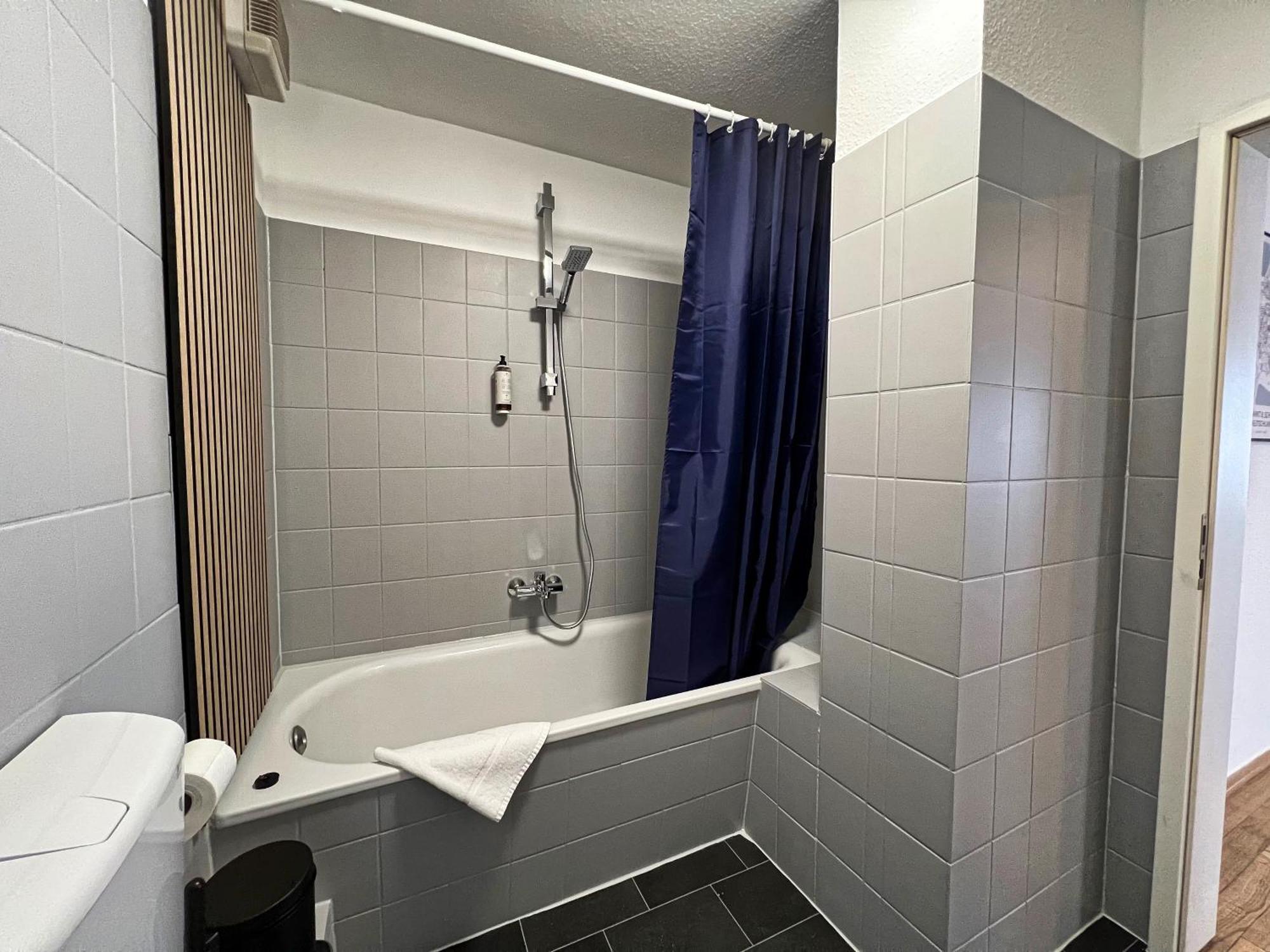 Nr 3 Lichtdurchflutetes Apartment Am Historischen Marktplatz 66 Qm #Cosiness Company 23 Schwerin  Extérieur photo